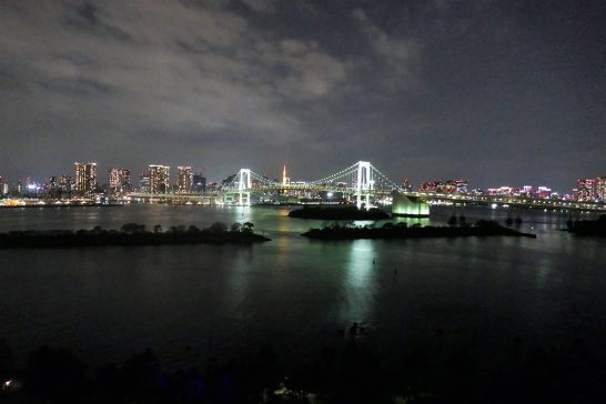 ヒルトン東京お台場のエグゼクティブツインの夜景