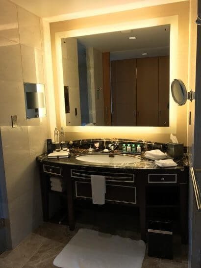 シャングリラ・ホテル東京の洗面台